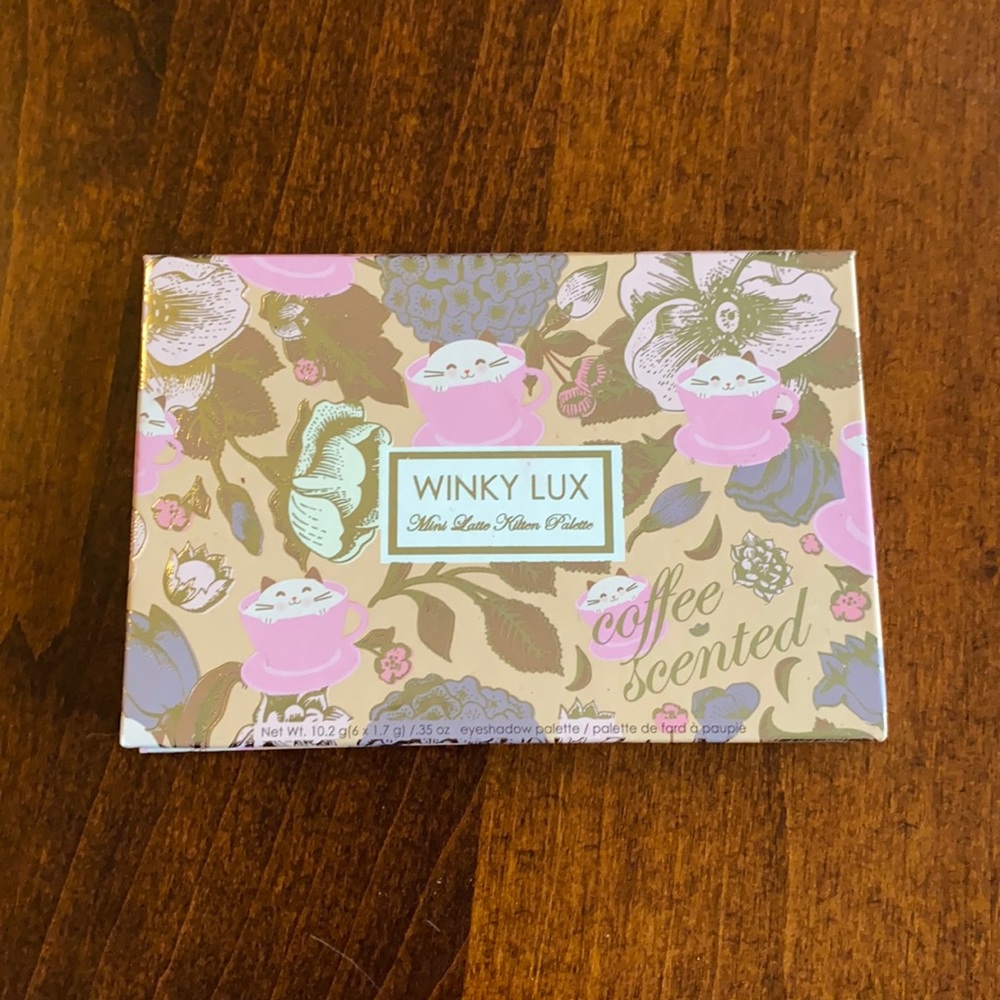 Winky Lux Mini Latte Kitten Palette